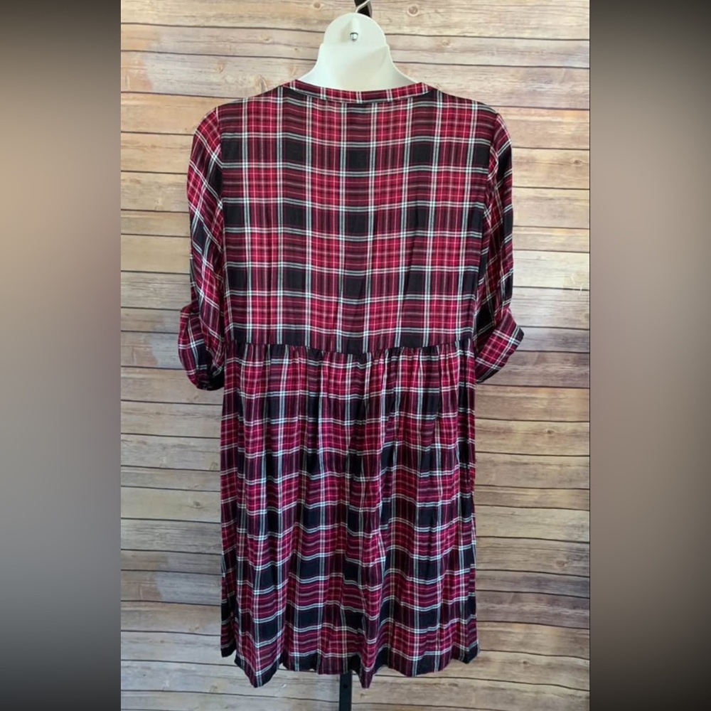 Torrid Burgundy and Black Plaid Button-Front Midi Dress, 2X - Picture 4 of 7